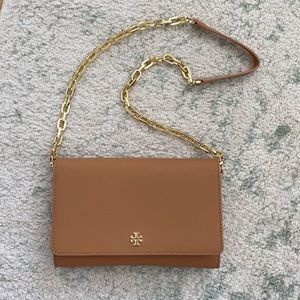 Tory Burch Emerson Chain Wallet